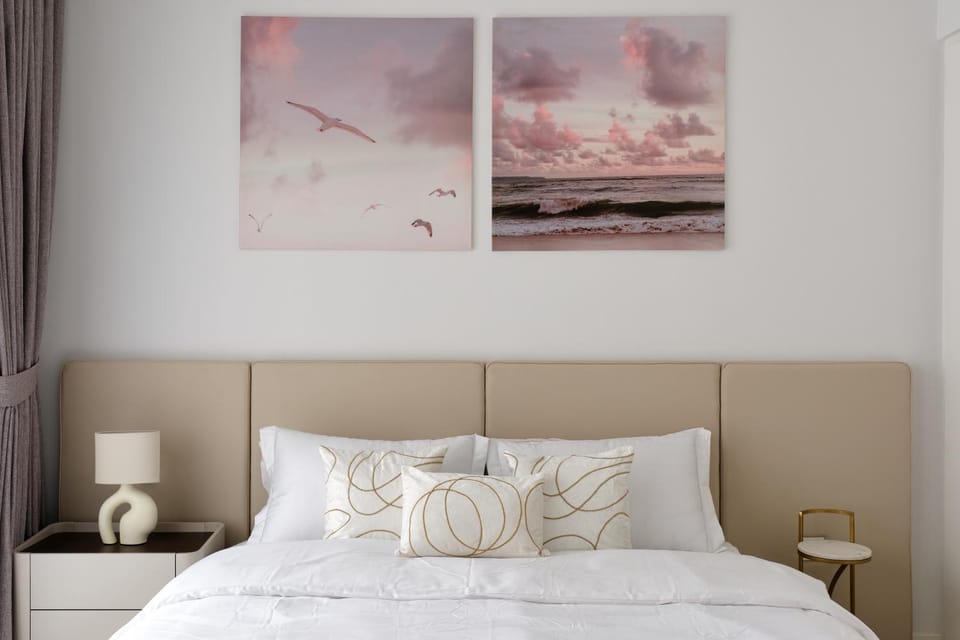 Bed, Decorative detail, Bedroom