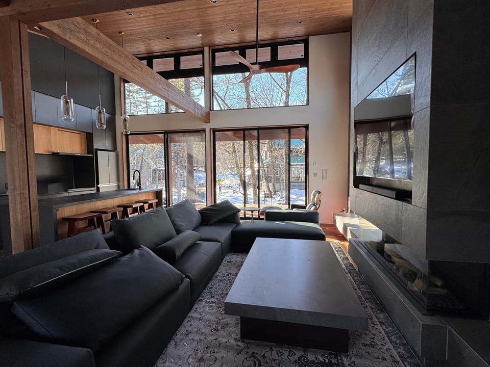 Forest Gardens by Hakuba White Fox Company Villa in Hakuba