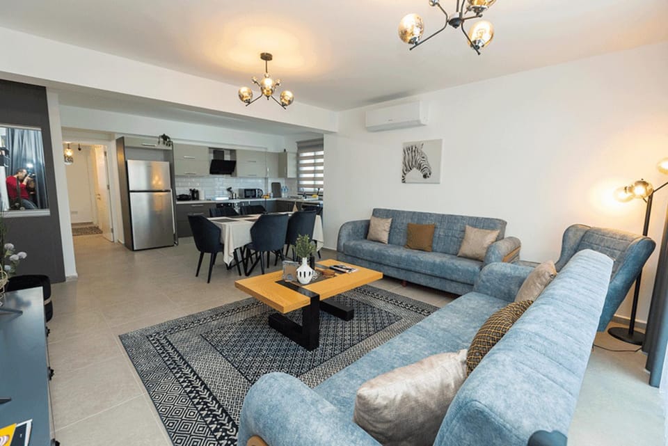 Communal lounge/ TV room, TV and multimedia, Kitchen or kitchenette, Kitchen or kitchenette, Living room, Seating area, Dining area, Evening entertainment