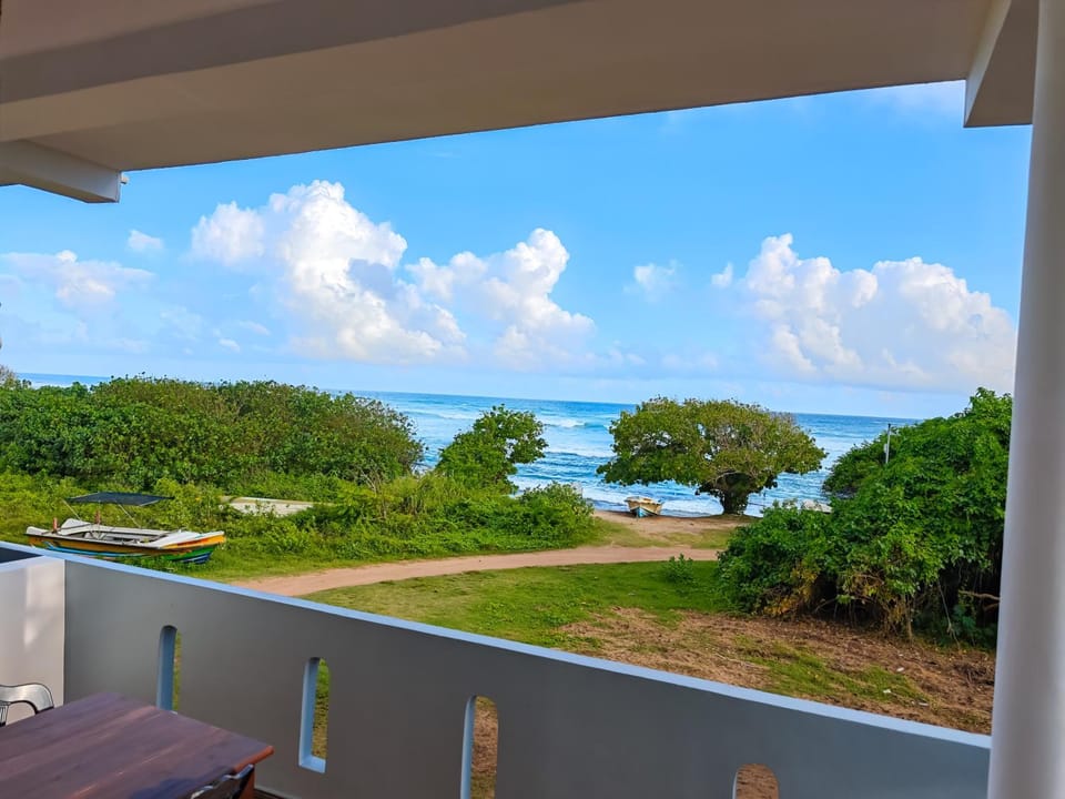 Mirissa Turtle Point Guest Bed and Breakfast in Kamburugamuwa