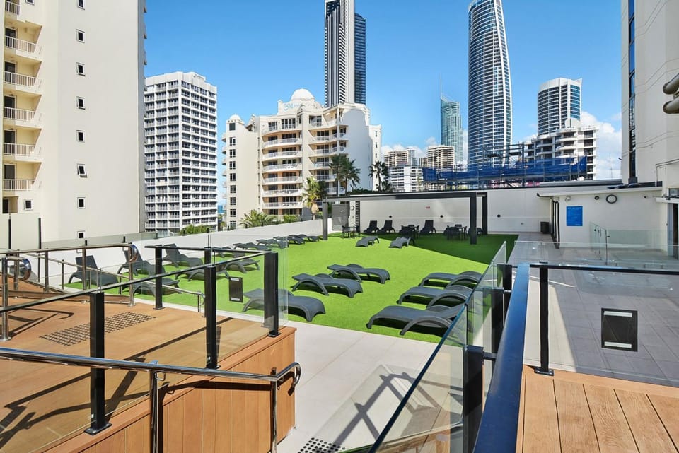 Patio, Balcony/Terrace, City view, sunbed