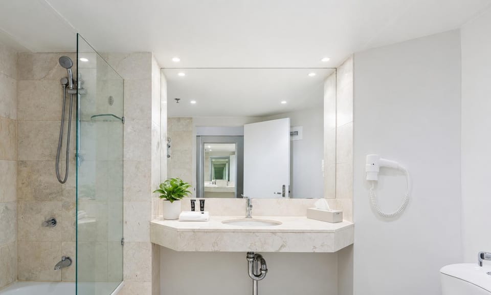 Shower, Bathroom, Bath, hair dryier, towels