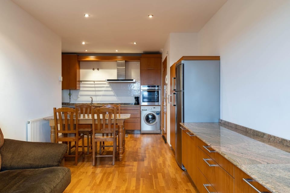 Property building, Kitchen or kitchenette, Living room