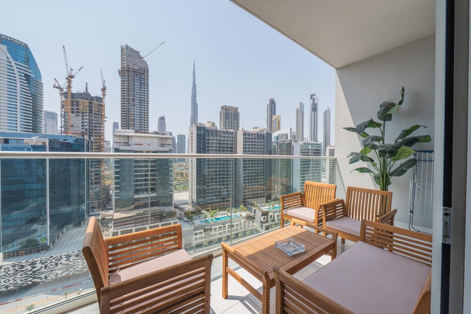 View (from property/room), Balcony/Terrace, City view