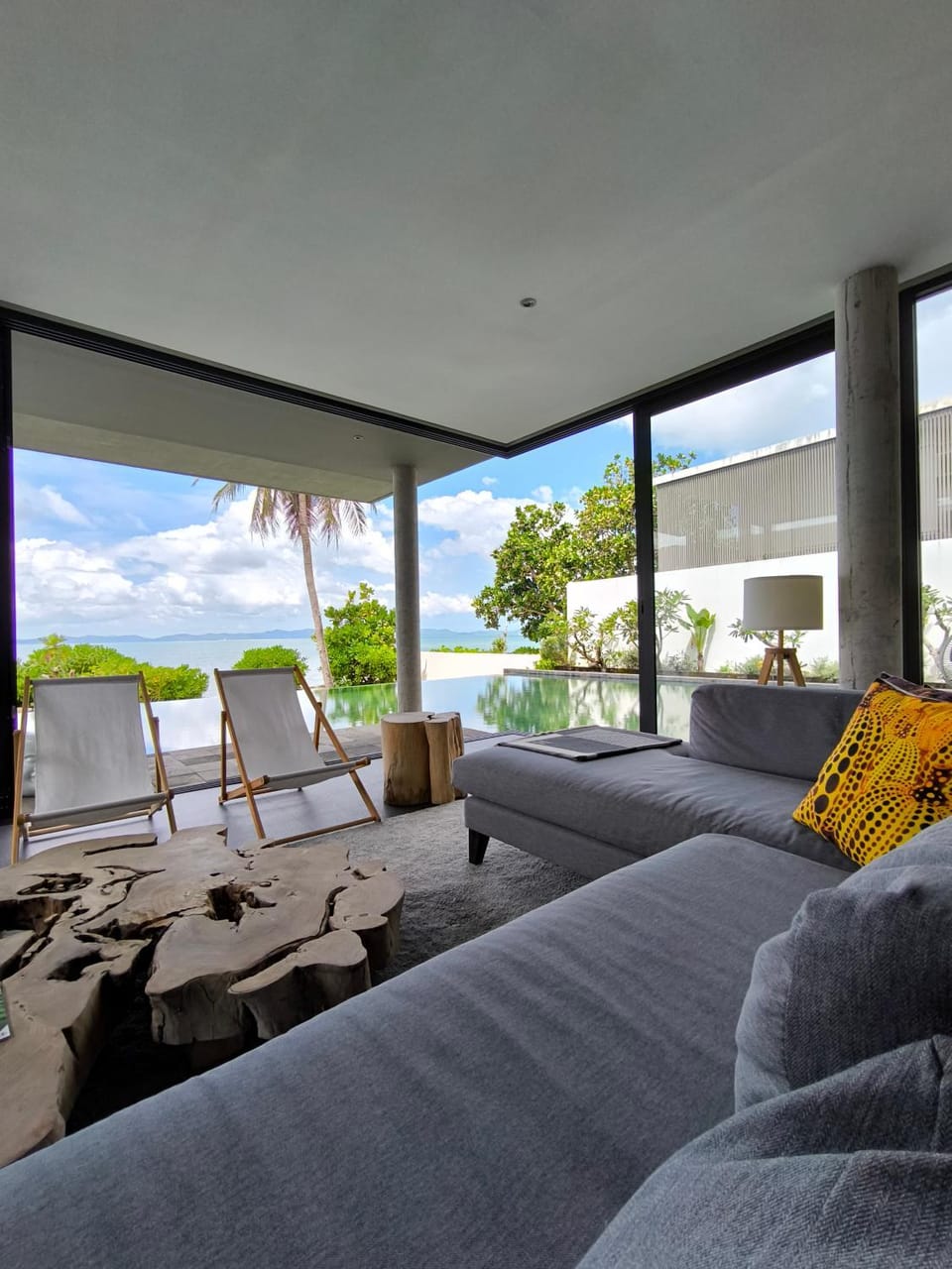 Patio, View (from property/room), Balcony/Terrace, Living room, Seating area, Pool view, Pool view, Sea view, Sea view, Swimming pool, Swimming pool, Swimming pool, Sunrise
