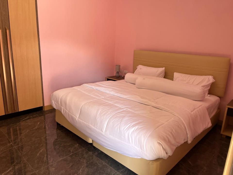 2 Bedroom Pool Villa Villa in Chalong