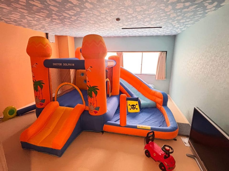 Communal lounge/ TV room, Children play ground, Kids's club, Evening entertainment