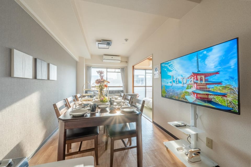 TV and multimedia, Dining area