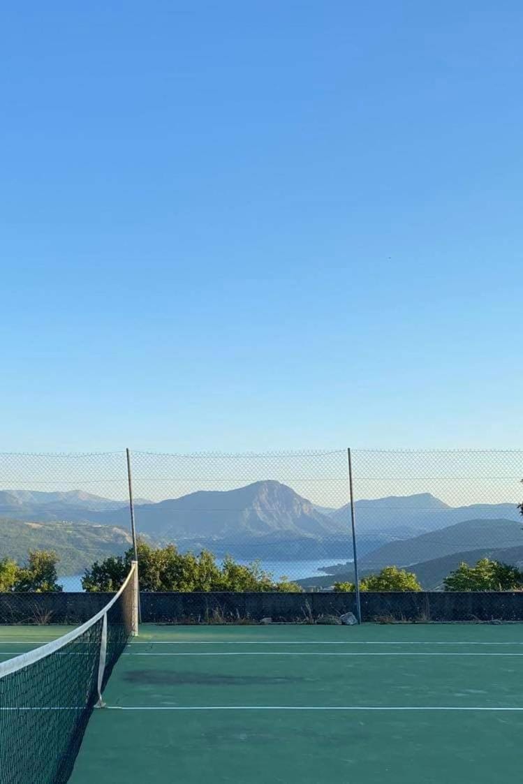 Tennis court