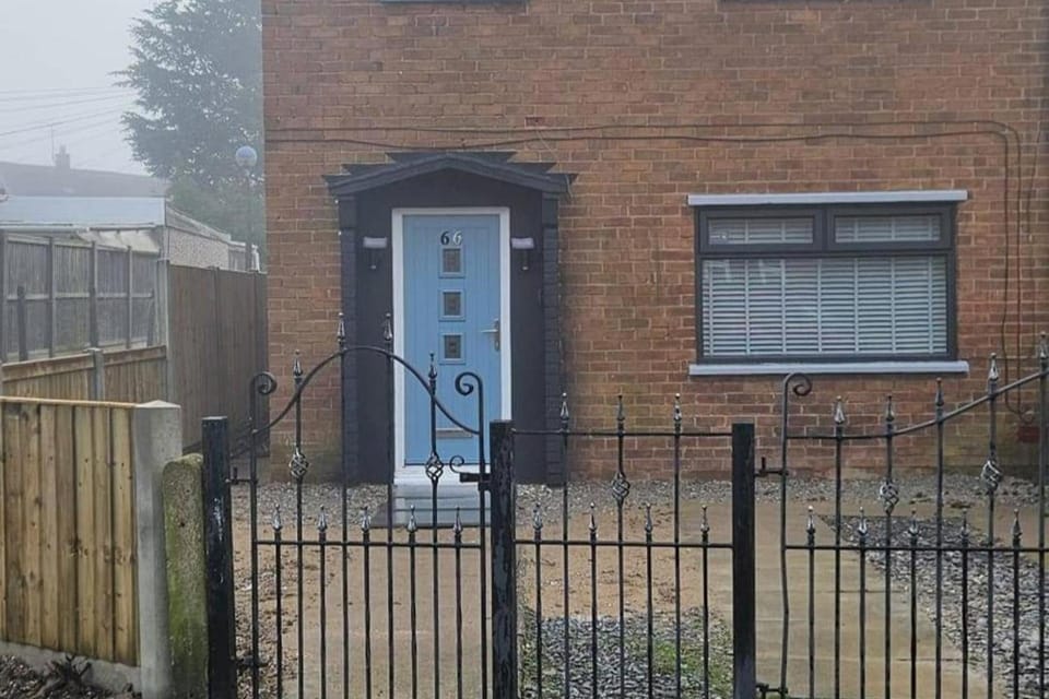 Chester - 4 Bed House Free parking House in Chester