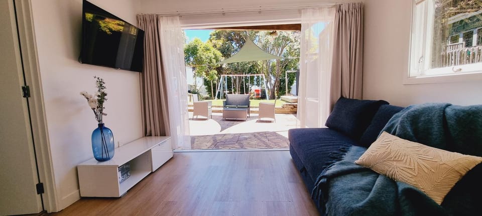 TV and multimedia, Garden view