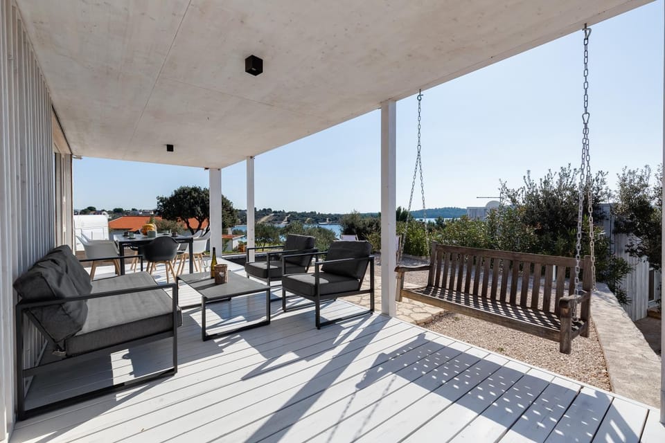 Property building, Sea view