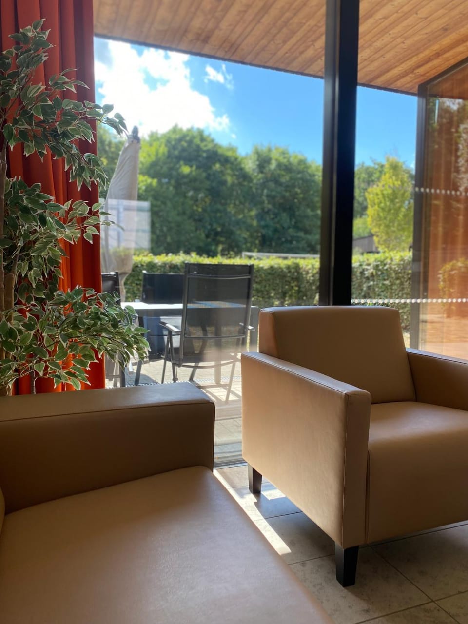 Patio, Day, Garden, View (from property/room), Balcony/Terrace, Living room, Seating area, Garden view