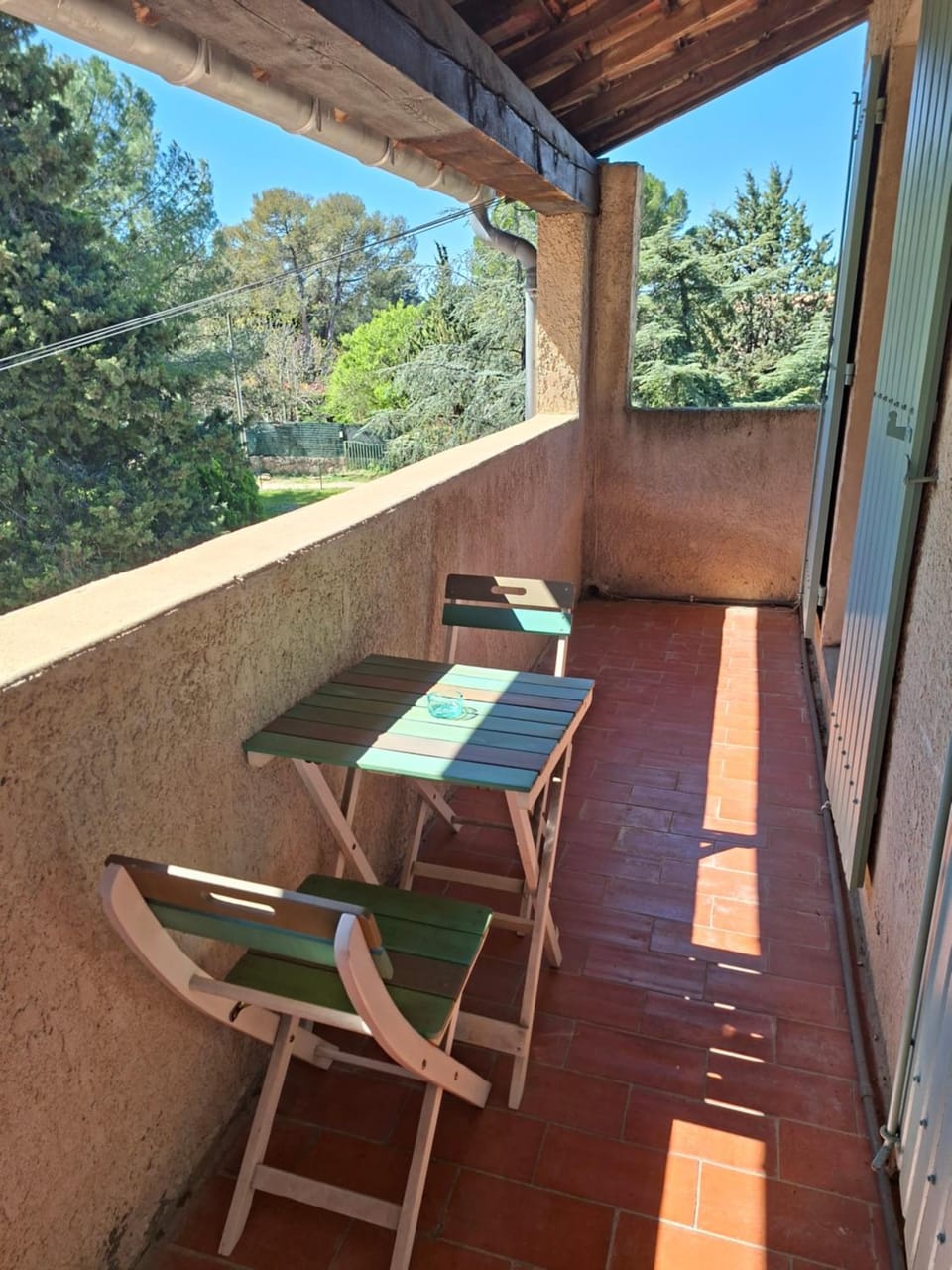 Appartement avec grand jardin et parking, Uzès Apartment in Uzes