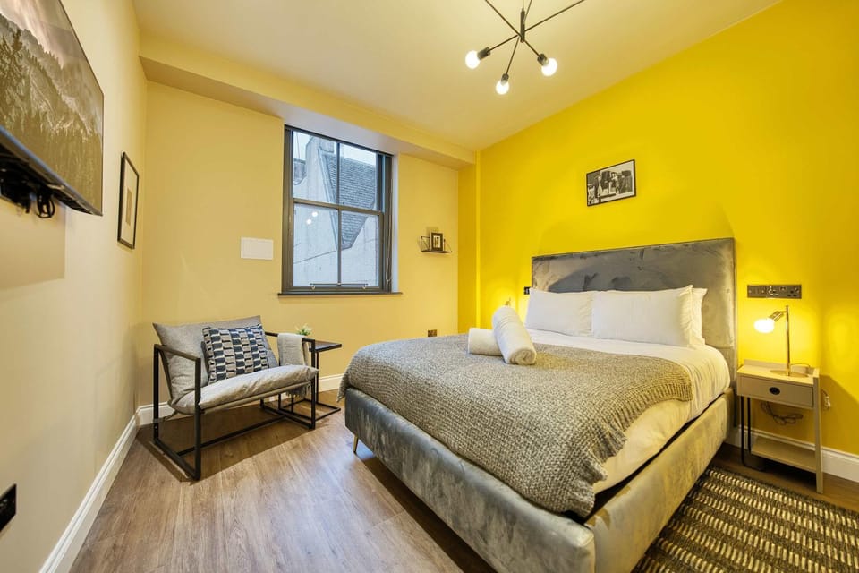 Bed, Living room, Bedroom