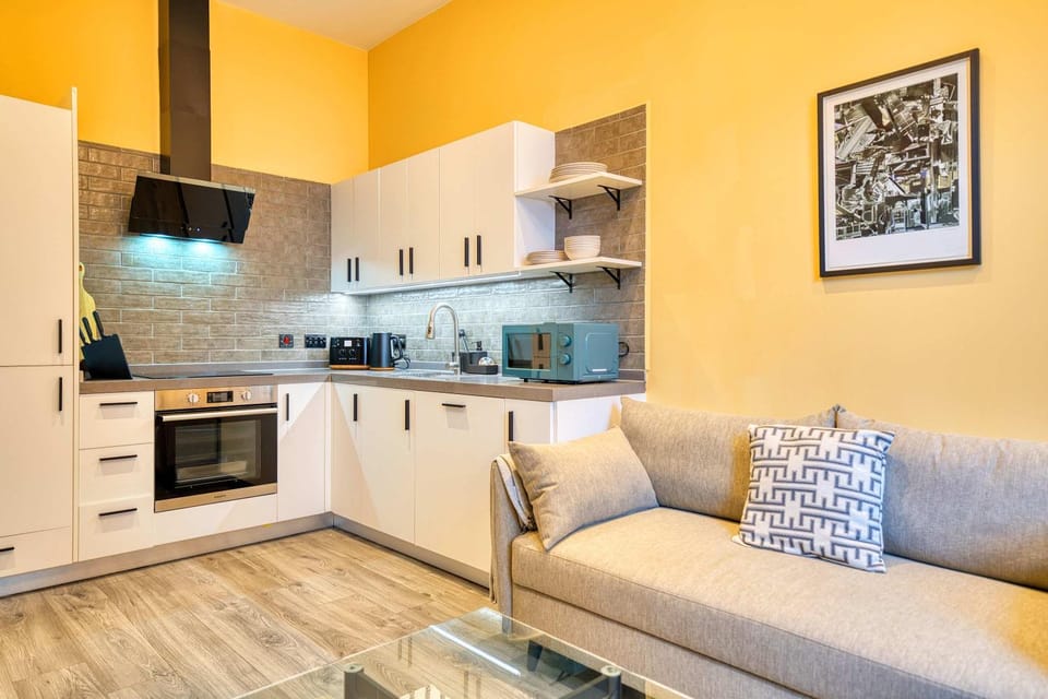 Lovely Central Station 1 Bed Apartment B10 Apartment in Glasgow