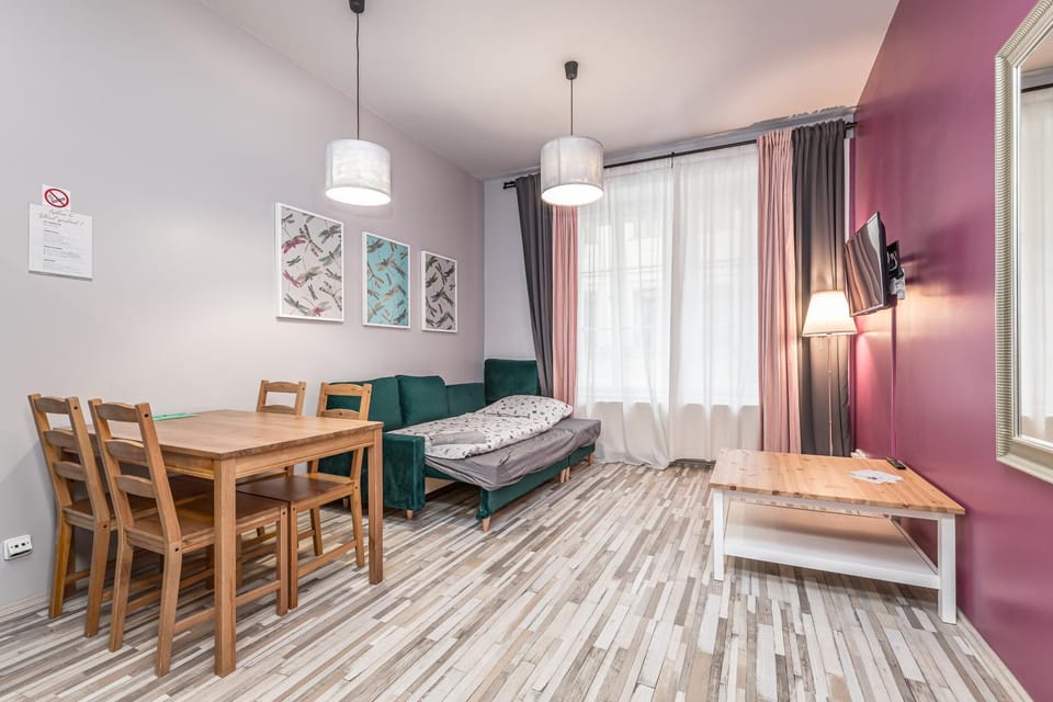 Bed, Living room, Seating area