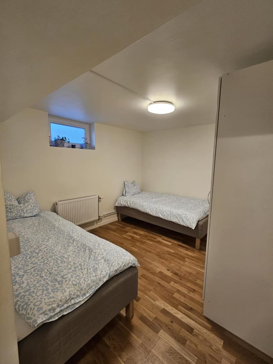 Entire Apartment 50 sqm Modern & Free Parking Apartment in Sweden