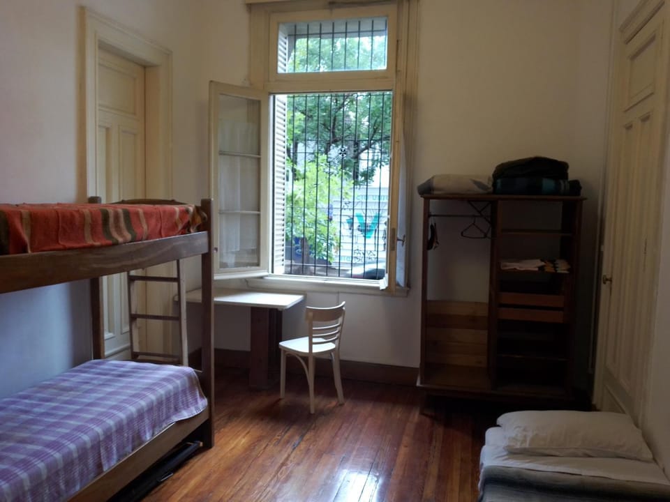 Habitacion en edificio histórico Bed and Breakfast in Buenos Aires