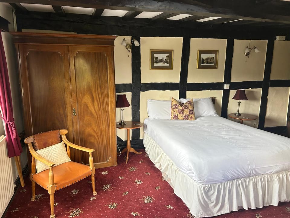 Bassa Villa Inn in England