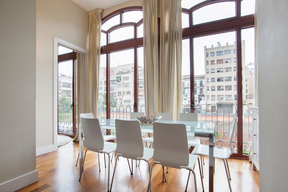 Tendency Rambla Catalunya Apartment in Barcelona