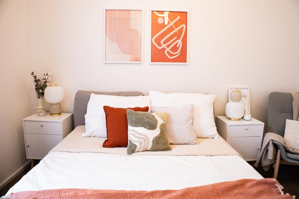 Bed, Decorative detail, Bedroom