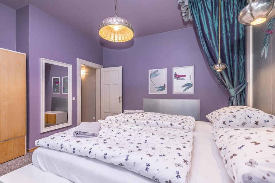 Bed, Bedroom, wardrobe