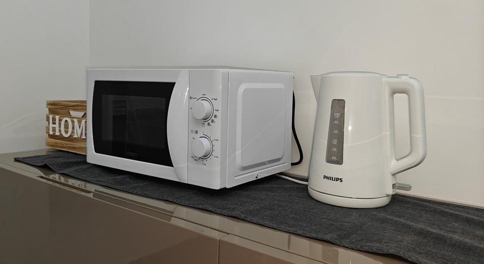 Coffee/tea facilities, Kitchen or kitchenette
