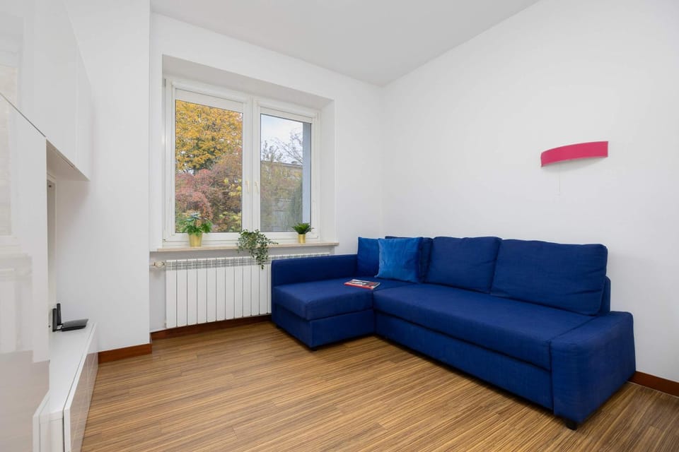 Living room, Seating area, internet