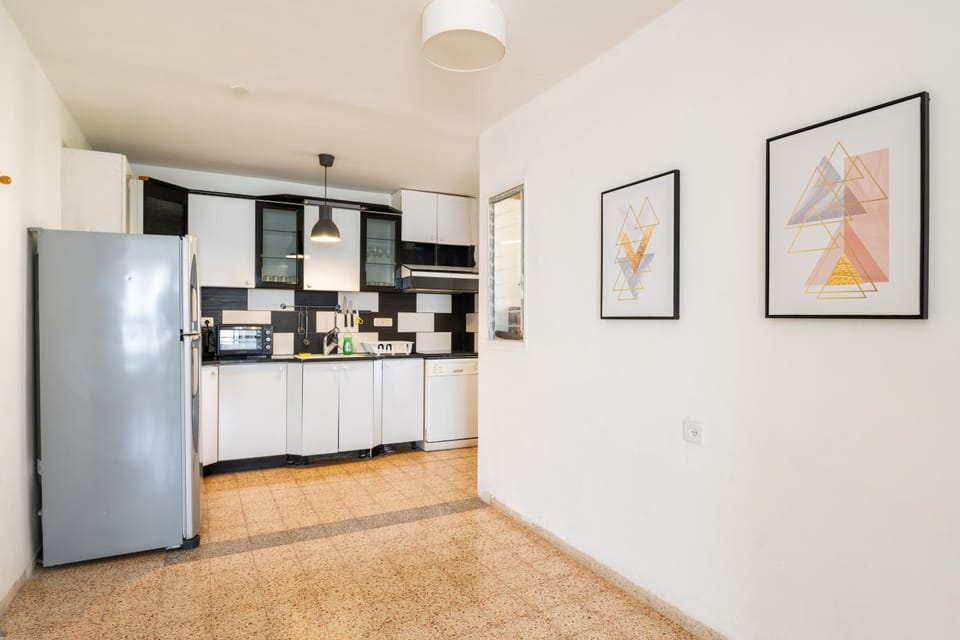 Sea view 2 bedroom apartment Apartment in Haifa