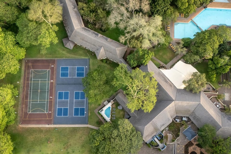 Property building, Tennis court, Swimming pool