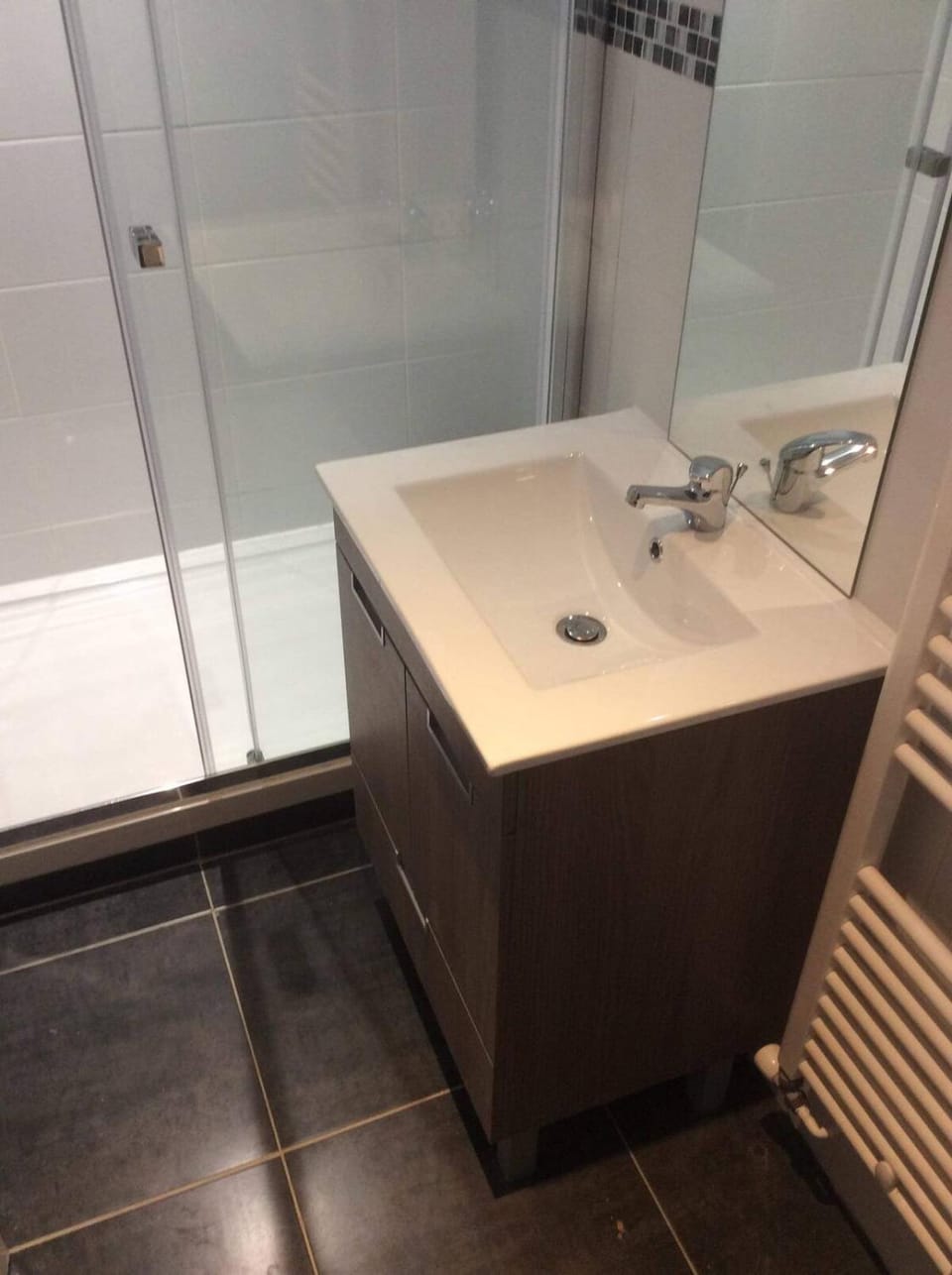 One bedroom in a shared appartement with mountain view Apartment in Grenoble