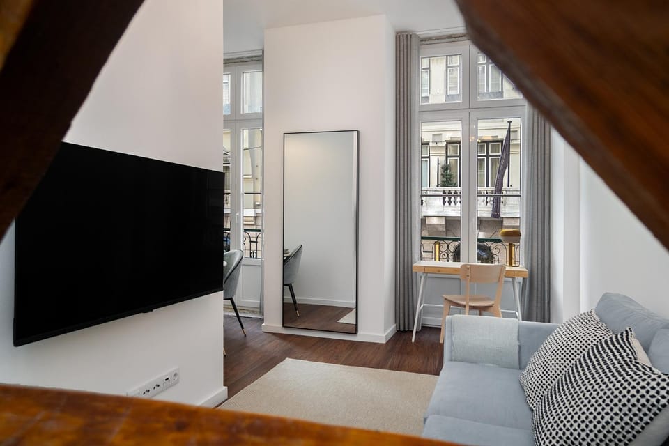 TV and multimedia, Living room, Seating area