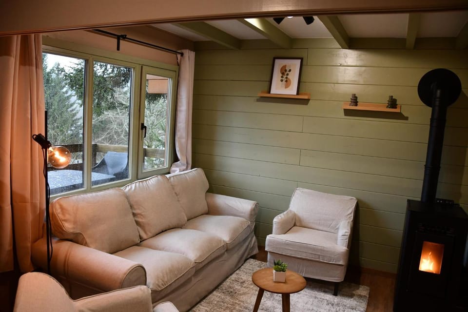 Chalet Renardeau - Sleeps 5 Chalet in Manhay