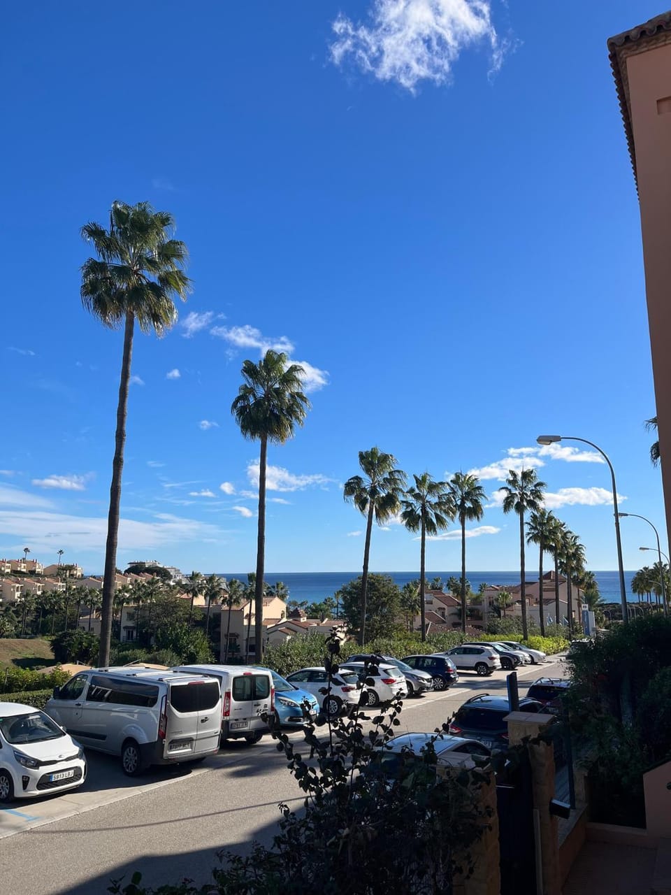 Sea view, Location, Parking