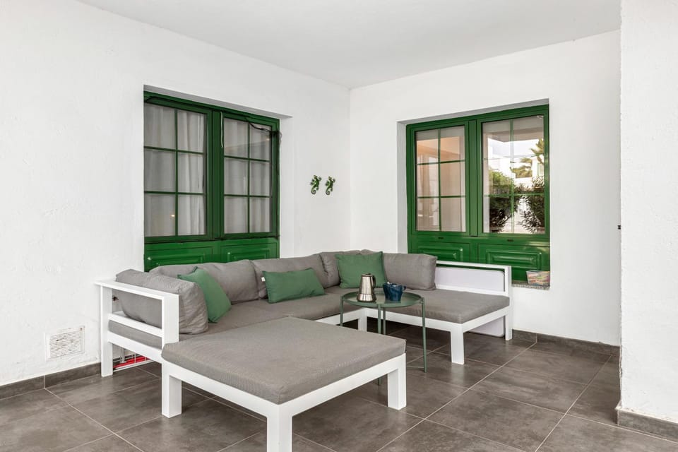 Home2Book Sunny Retreat & Pool, Costa Teguise Apartment in Costa Teguise