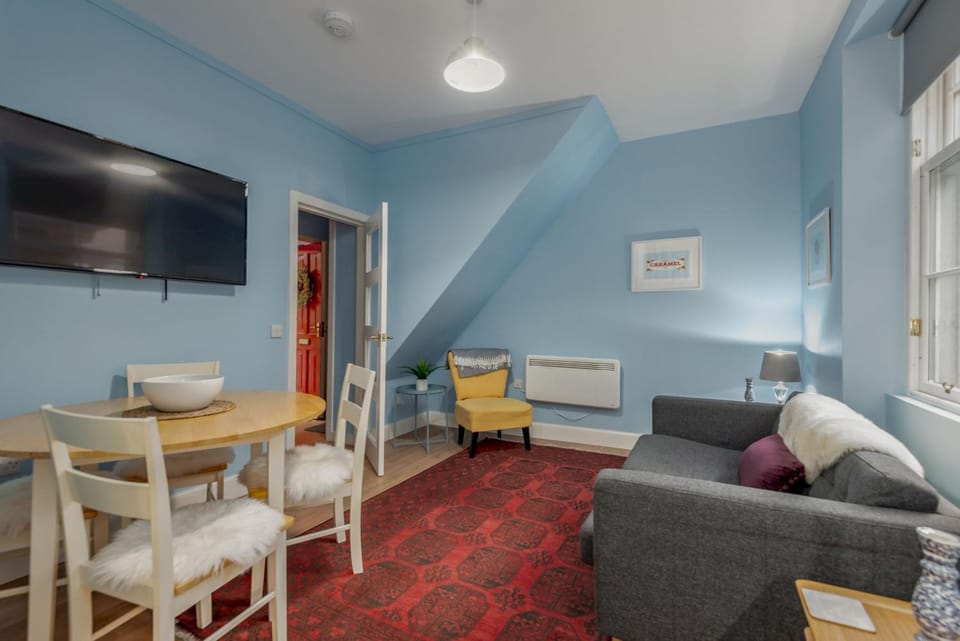 Communal lounge/ TV room, Living room