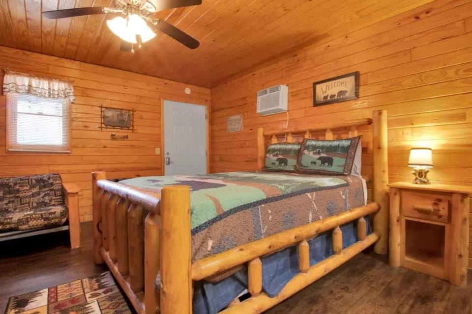 Bed, Photo of the whole room