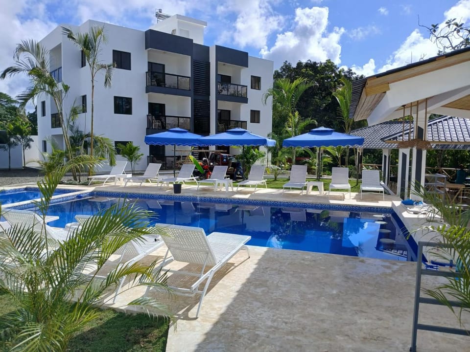 Balcony/Terrace, Swimming pool, Swimming pool