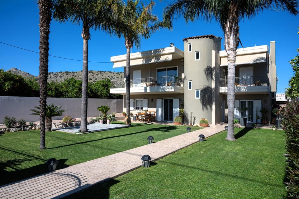 Ifinoi House Apartment in Argolis, Greece