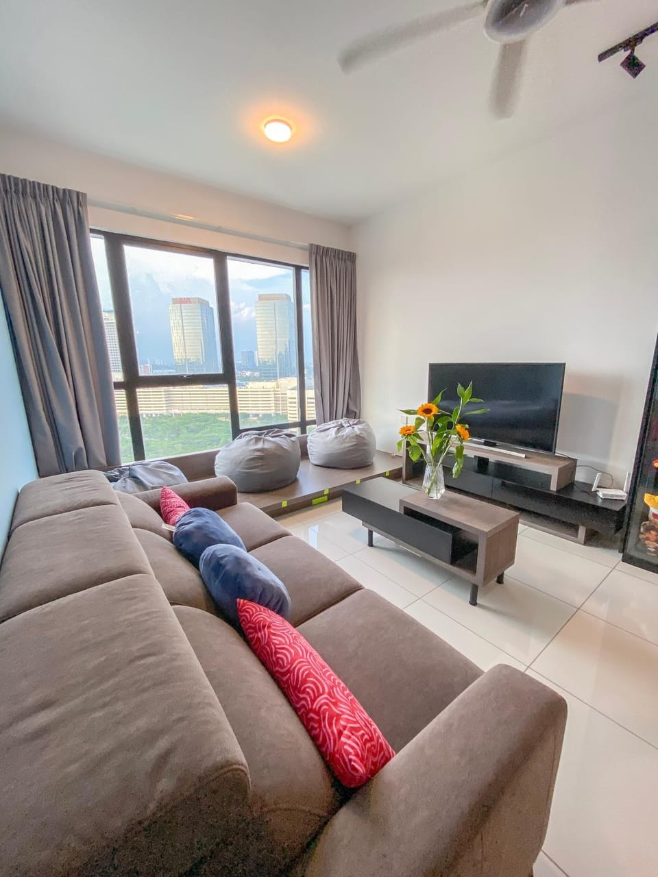 Midvalley Southkey Mosaic Bricktopia House JB Mosaic 2BR 8PAX Apartment in Johor Bahru