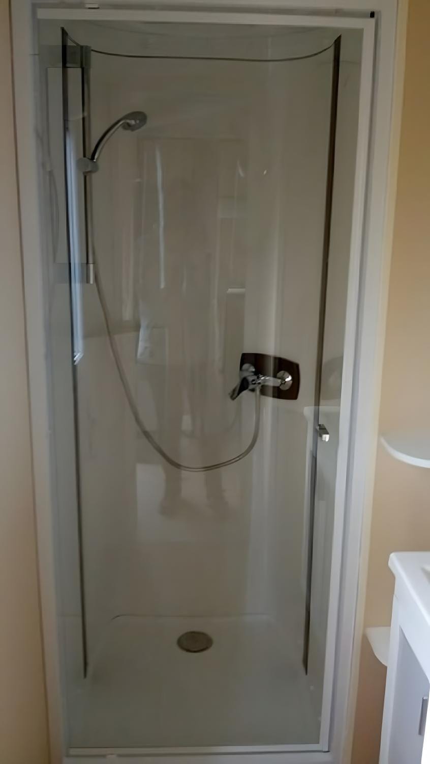 Bathroom, Living room