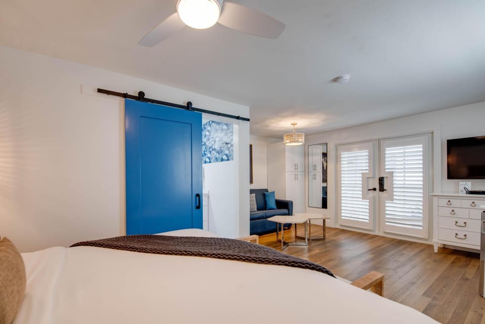 Underwater Cabana at Custom House Inn Apartment in Key West