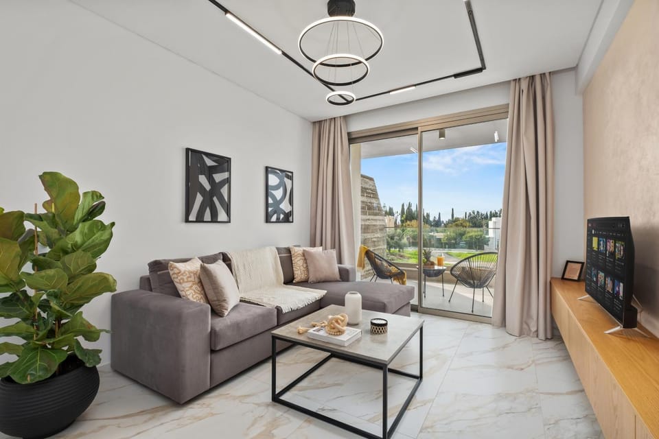Aurum Residence by Nomads Apartment in Paphos