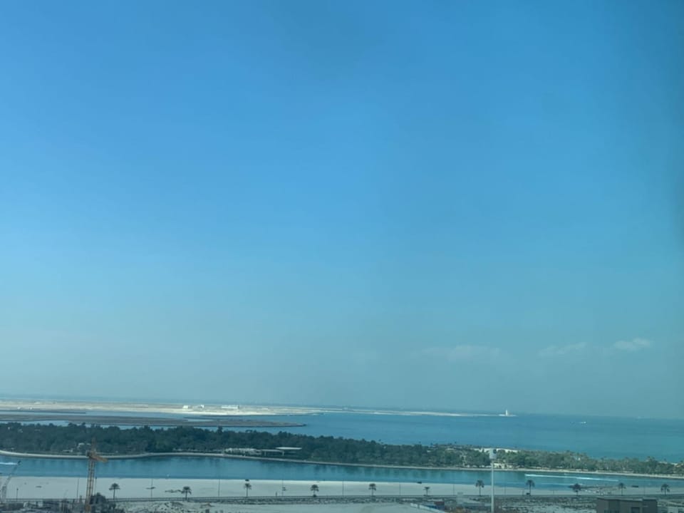 Warm Sea View Guesthouse Vacation rental in Al Sharjah
