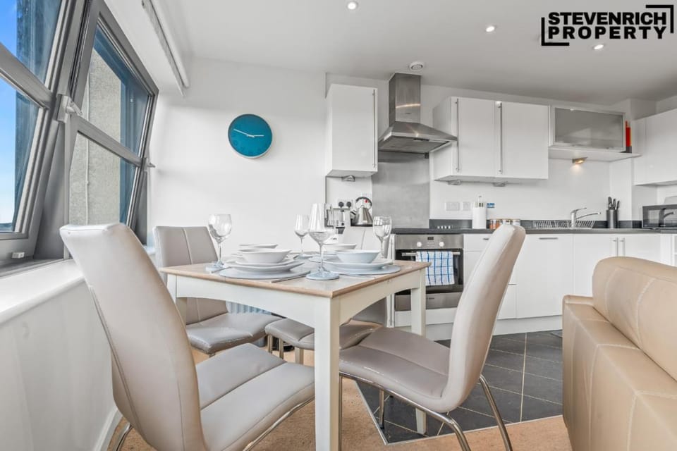 View (from property/room), View (from property/room), Dining area, kitchen