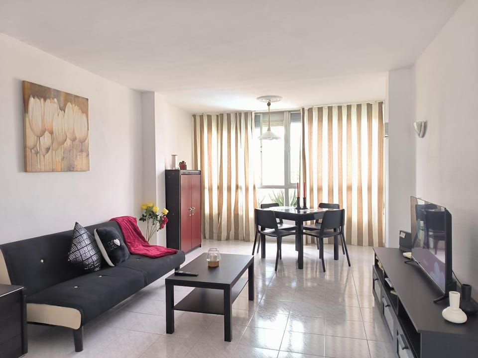 Suite Yumbo Apartment in Maspalomas