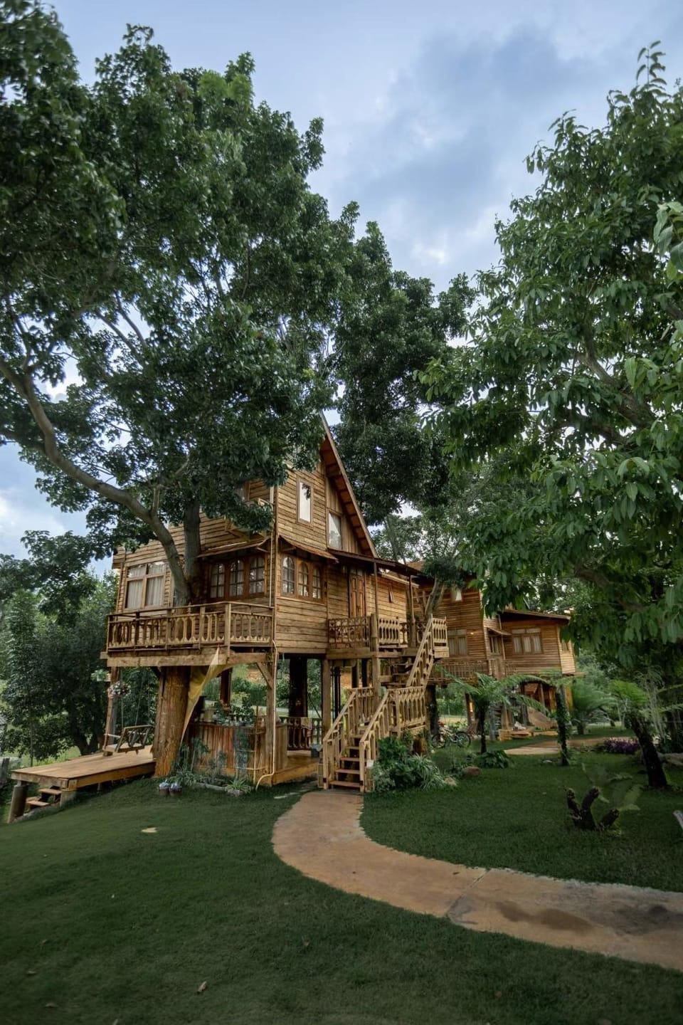 Luxury Treehouse Khaoyai House in Thailand