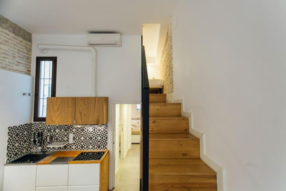 Amplio apartamento de diseño precioso con parking incluido en pleno centro Apartment in Seville