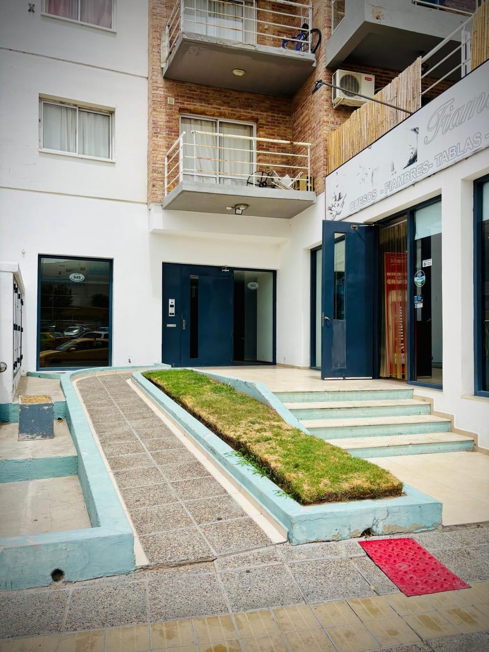 Property building, Facade/entrance, Lobby or reception